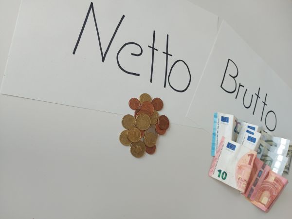 Що таке зарплата брутто? Розкриття поняття та його значення